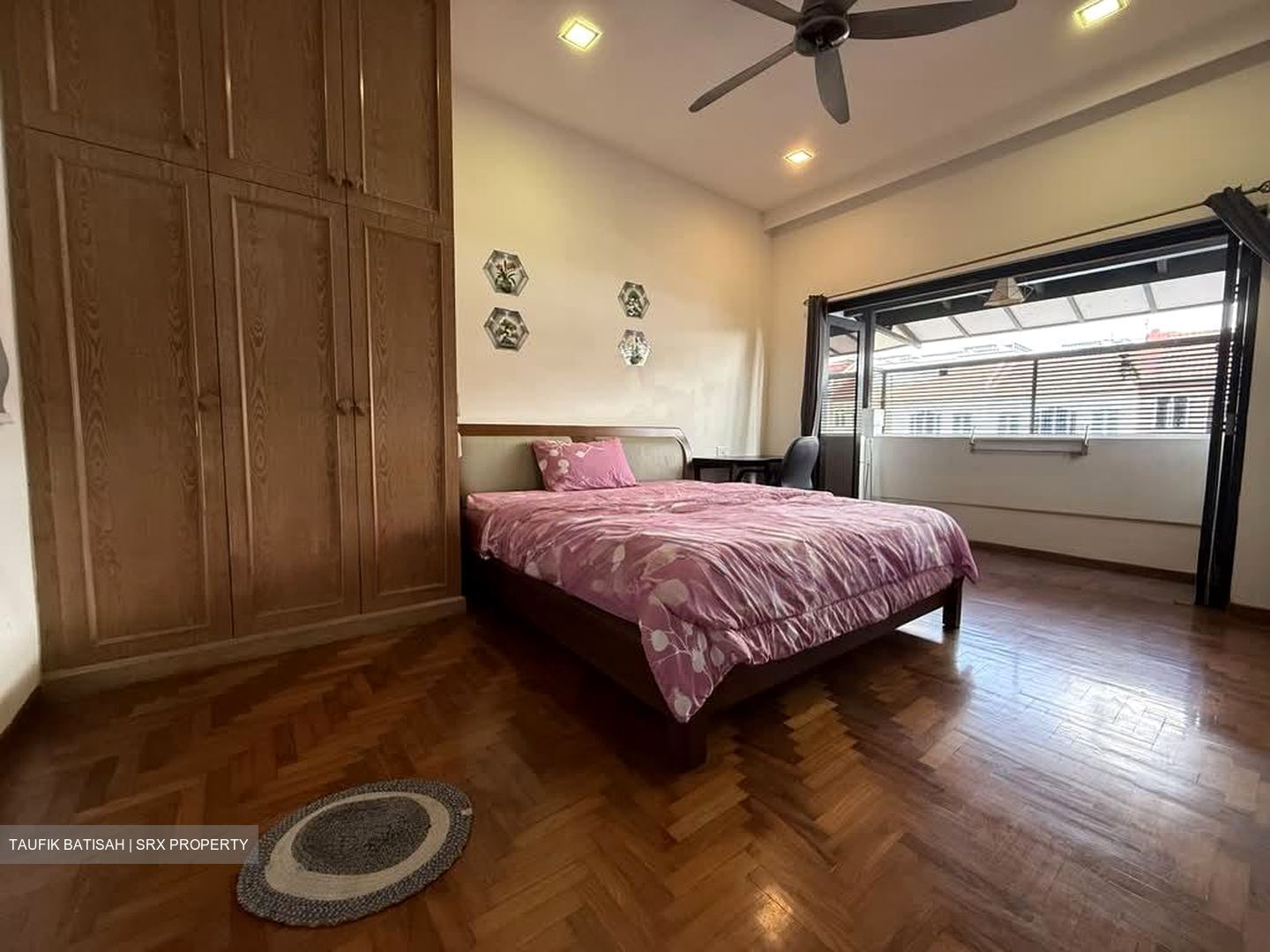 Loyang Villas (D17), Terrace #580953791